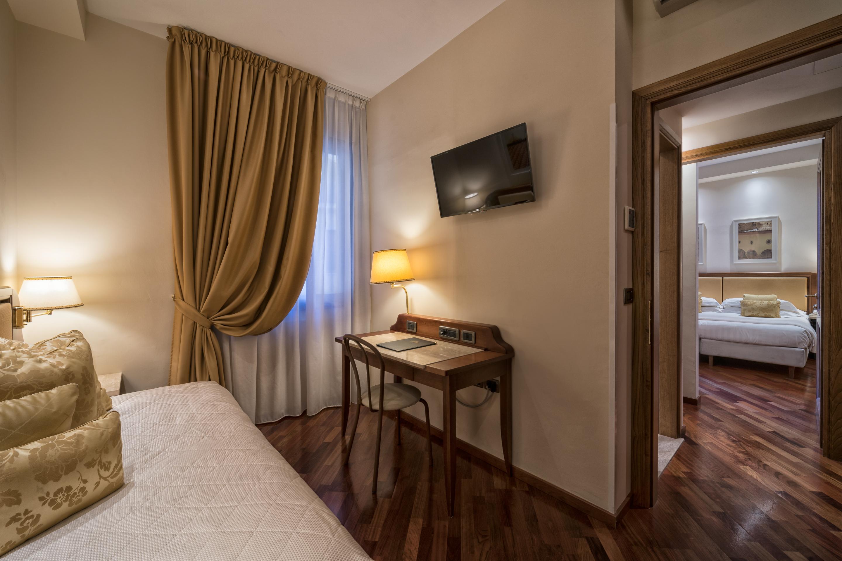 B&B Hotel Firenze Pitti Palace Al Ponte Vecchio Exterior photo