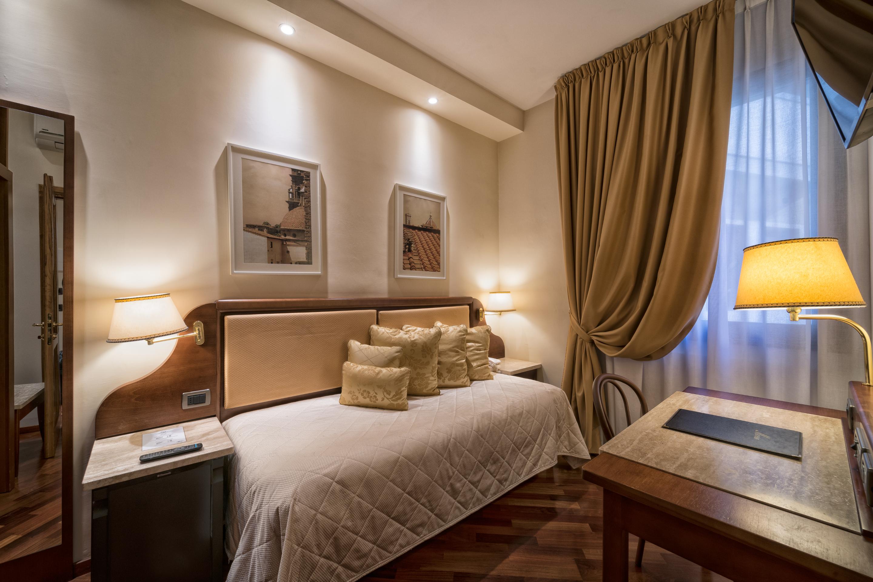 B&B Hotel Firenze Pitti Palace Al Ponte Vecchio Exterior photo