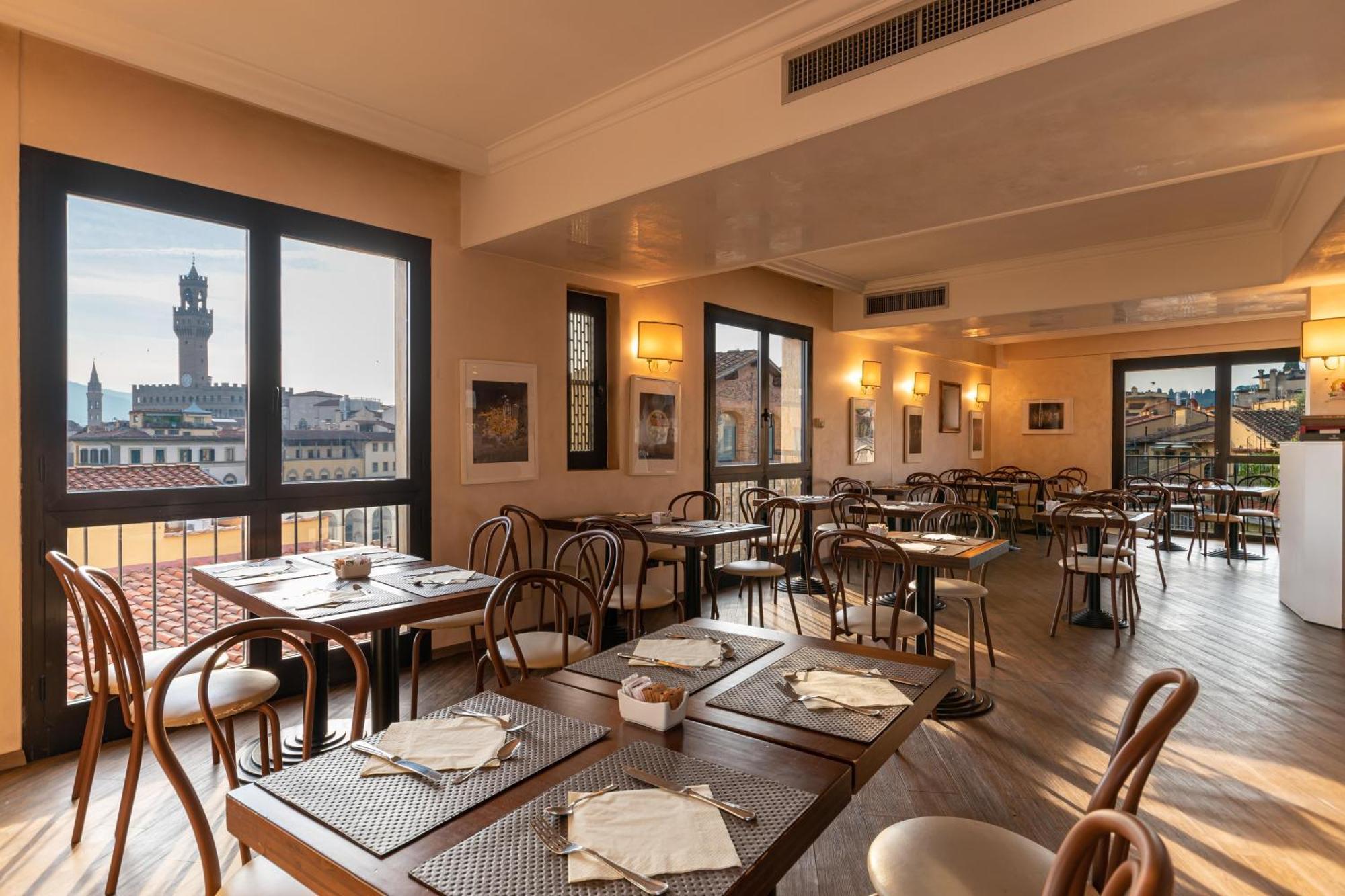B&B Hotel Firenze Pitti Palace Al Ponte Vecchio Exterior photo