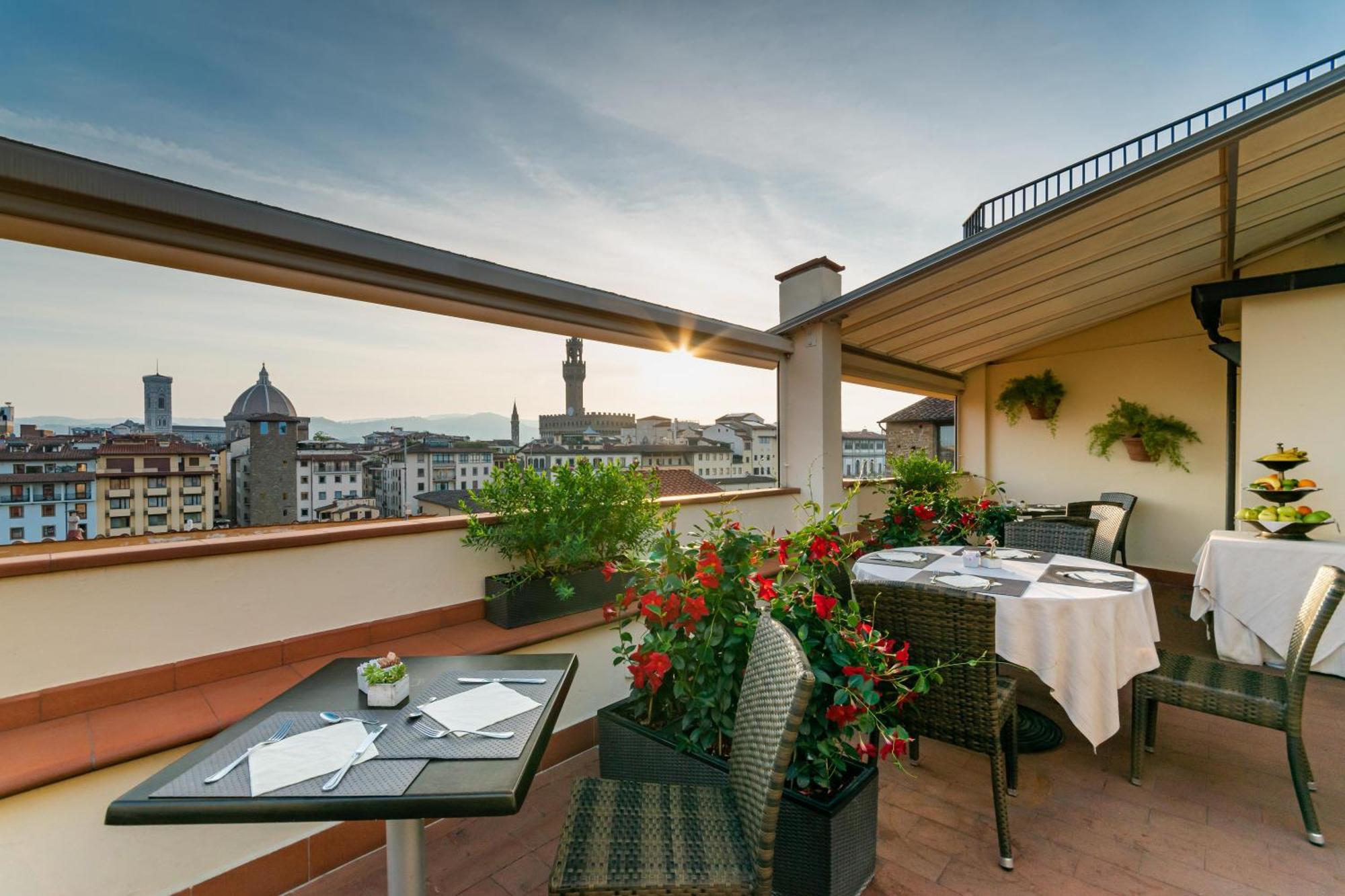 B&B Hotel Firenze Pitti Palace Al Ponte Vecchio Exterior photo