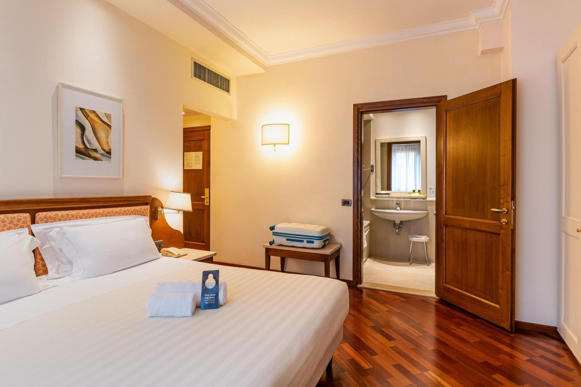 B&B Hotel Firenze Pitti Palace Al Ponte Vecchio Exterior photo