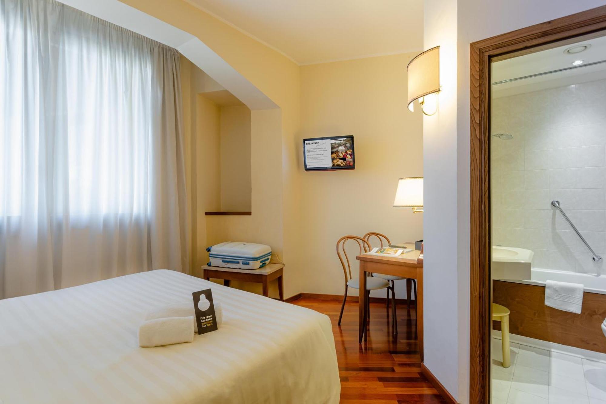B&B Hotel Firenze Pitti Palace Al Ponte Vecchio Exterior photo
