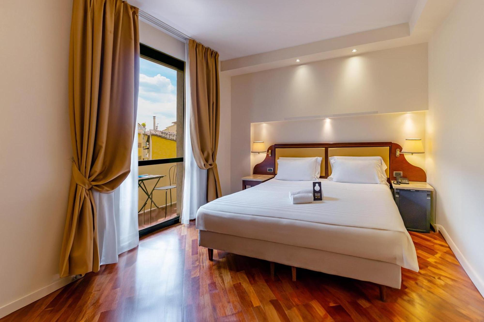 B&B Hotel Firenze Pitti Palace Al Ponte Vecchio Exterior photo