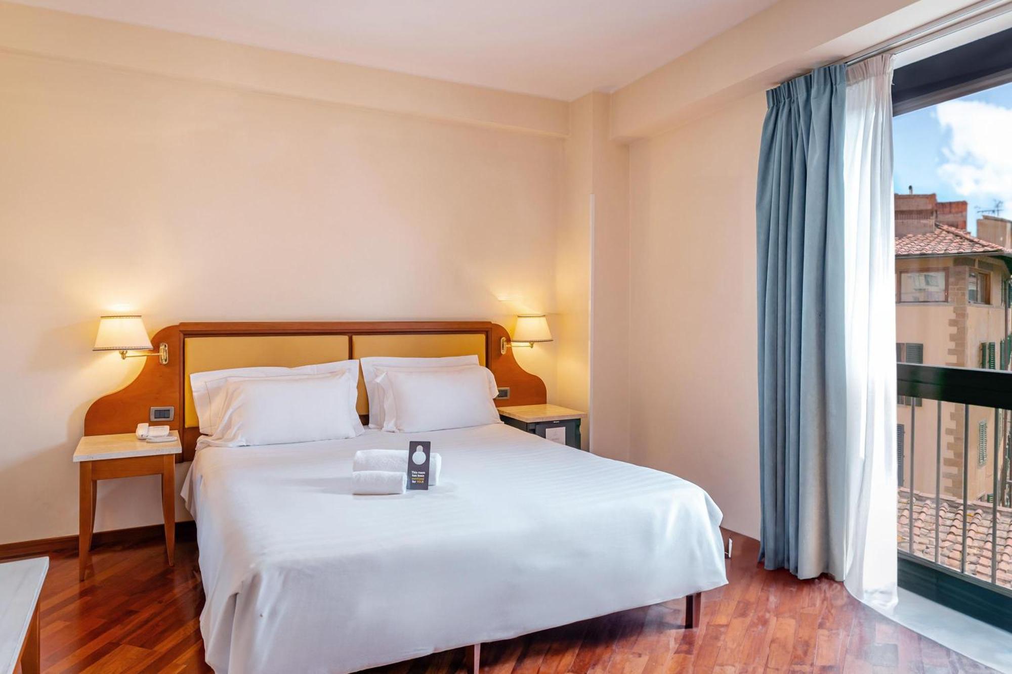 B&B Hotel Firenze Pitti Palace Al Ponte Vecchio Exterior photo